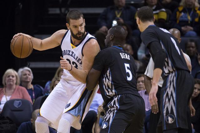 而更像是 而更像是